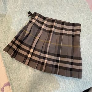 Burberry skirt